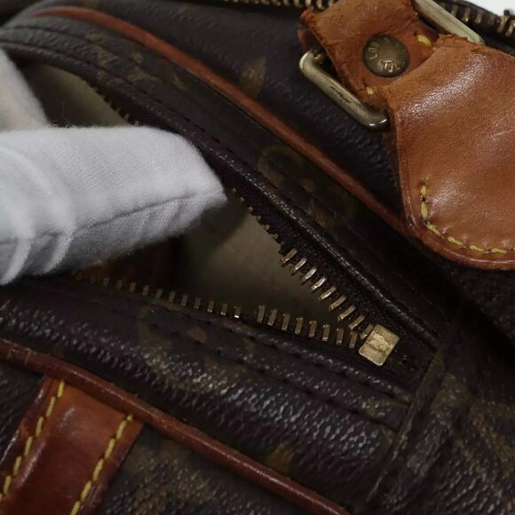 LOUIS VUITTON Monogram Reporter PM Shoulder Bag - Picture 7 of 16